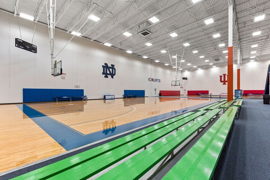 More Photos Of 127 E US Highway 6, Valparaiso Sports And Entertainment For Sale