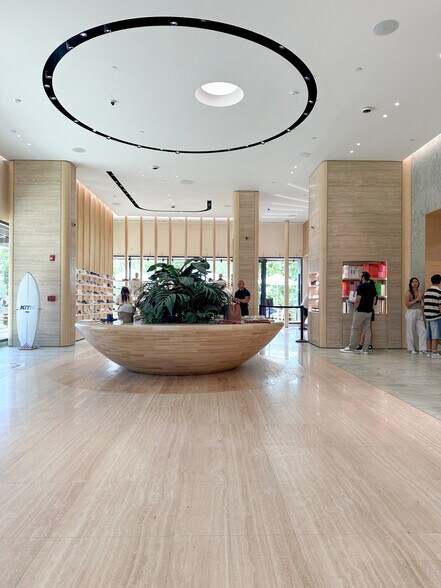 More Photos Of 23465 Civic Center Way, Malibu Unknown For Lease