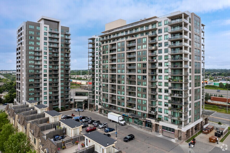 More Photos Of 1235 Bayly St, Pickering Apartments For Sale