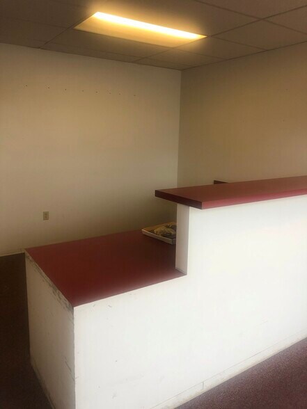 More Photos Of 3555-3559 W Wright St, Boise Light Manufacturing For Lease