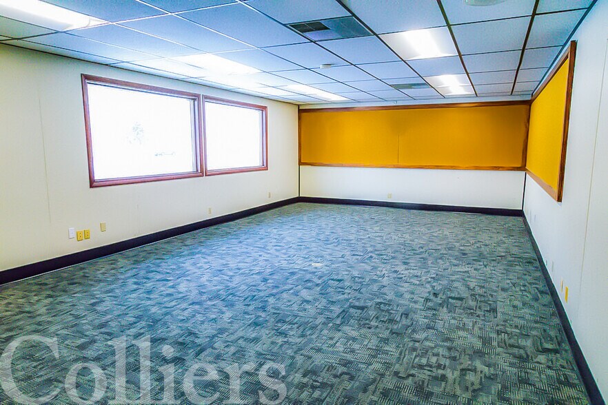 More Photos Of 2647 Kimberly Rd, Twin Falls Warehouse For Lease