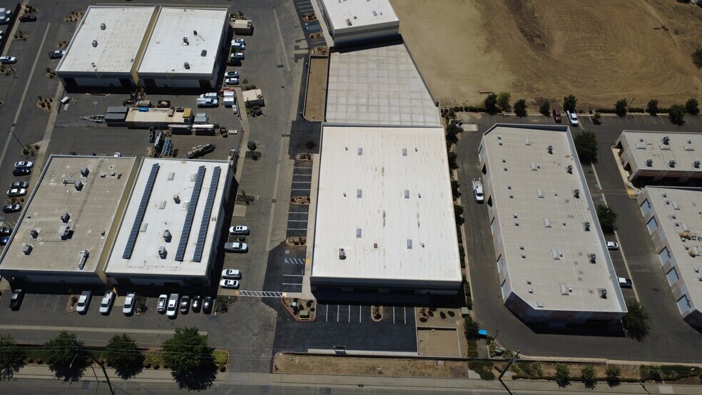 More Photos Of 3730 Happy Ln, Sacramento Industrial For Lease