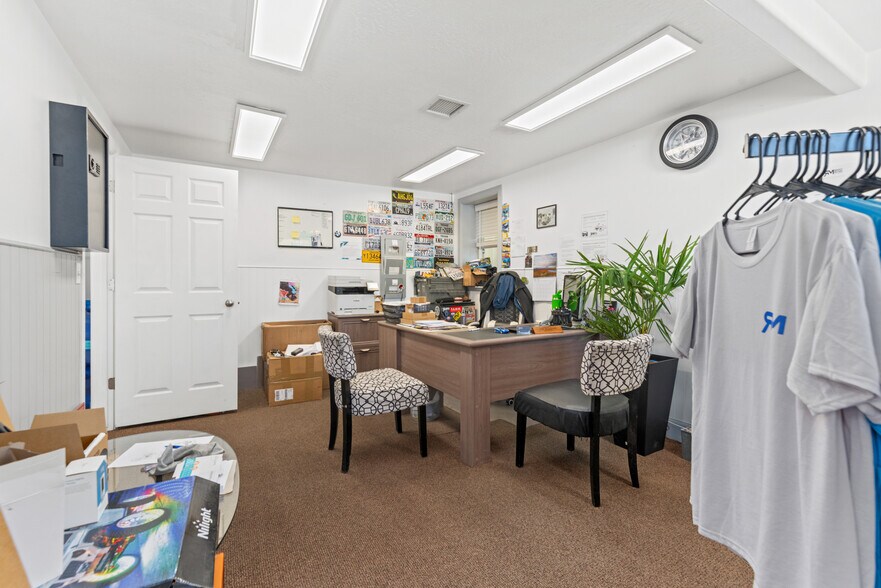 More Photos Of 225 W State St, Lehi Auto Dealership For Sale