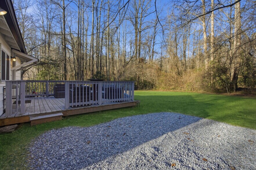 More Photos Of 1374 Dawsonville Hwy, Dahlonega Multifamily For Sale