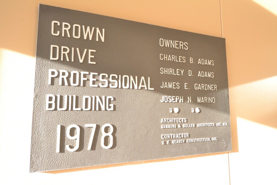 More Photos Of 1 Crown Dr, Kirksville Office For Sale