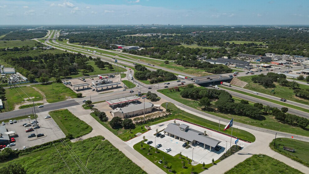 More Photos Of 3400-3402 Highway 21 E, Bryan Convenience Store For Lease