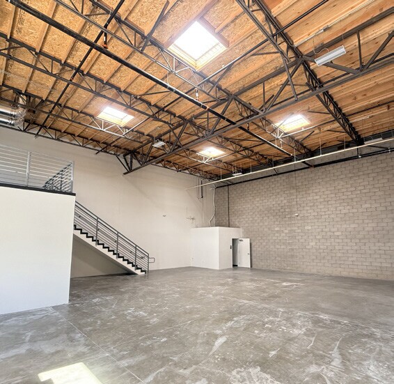 More Photos Of 5061 W State St, Montclair Industrial For Sale
