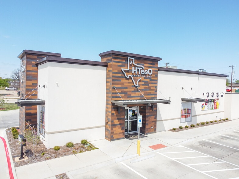 More Photos Of 5936 Denton Hwy, Watauga Restaurant For Lease