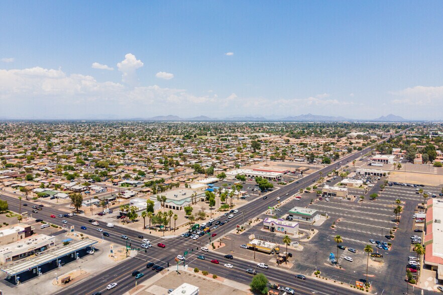 More Photos Of 7434 W Indian School Rd, Phoenix Freestanding For Lease