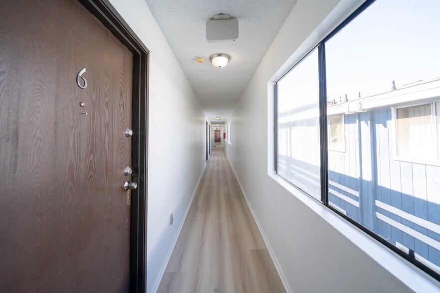 More Photos Of 7437 Haskell Ave, Van Nuys Apartments For Sale