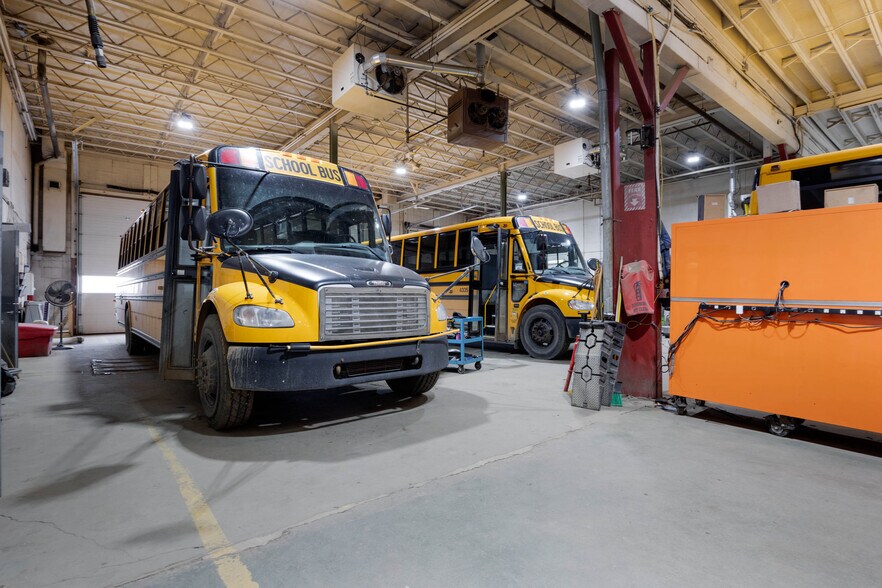 More Photos Of 8030 Golosky Av, Fort McMurray Truck Terminal For Lease