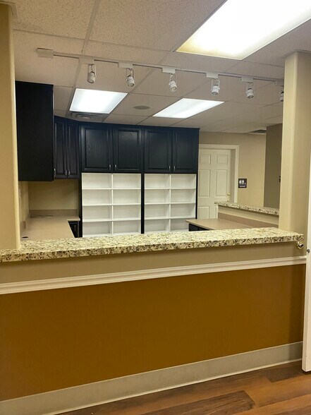 More Photos Of 1345 E 3900 S, Salt Lake City Medical For Sale