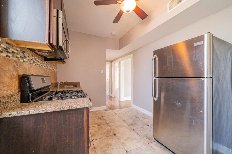 More Photos Of 3748-3756 W Division St, Chicago Apartments For Sale