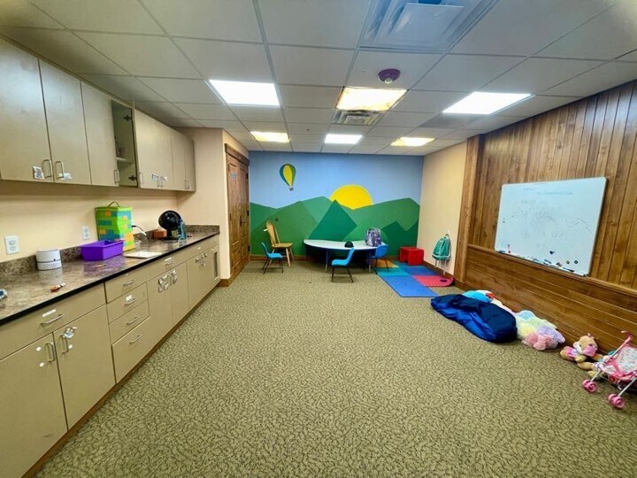 More Photos Of 4650 Royal Vista Cir, Windsor Office For Lease