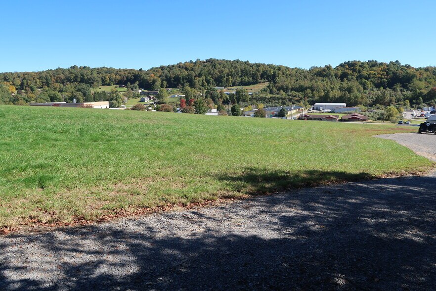 More Photos Of 2045 Winners Dr, Pleasant Valley Land For Sale