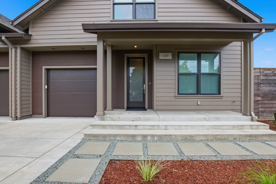 More Photos Of 47-49 Ursuline Rd, Santa Rosa Apartments For Sale