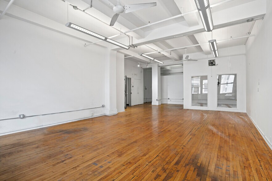 More Photos Of 134 W 26th St, New York Loft Creative Space For Sale