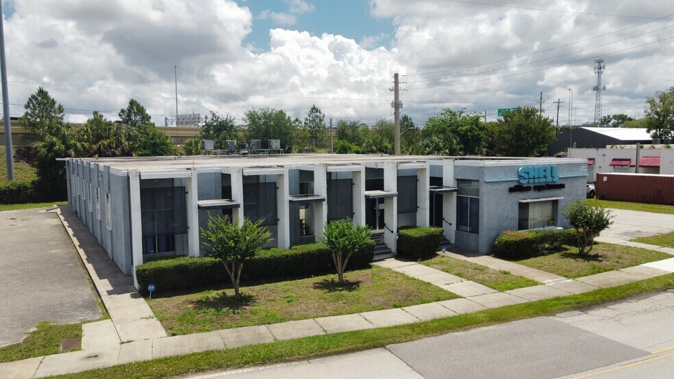 More Photos Of 1445 Montana Ave, Jacksonville Light Distribution For Sale