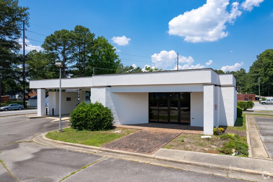 More Photos Of 105-212 N Fairview Rd, Rocky Mount Unknown For Lease