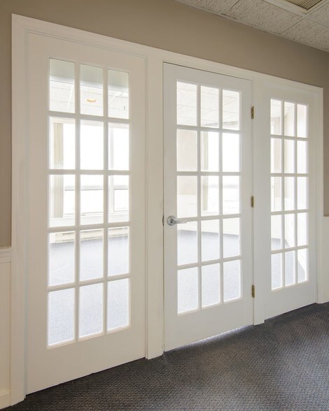 More Photos Of 152 Lynnway, Lynn Office For Sale