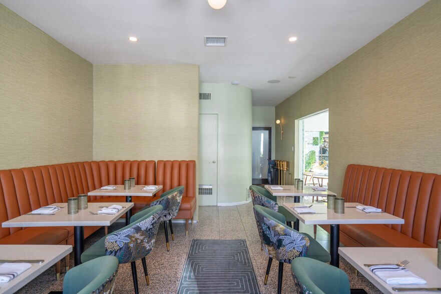 More Photos Of 664-668 N Palm Canyon Dr, Palm Springs Office For Sale