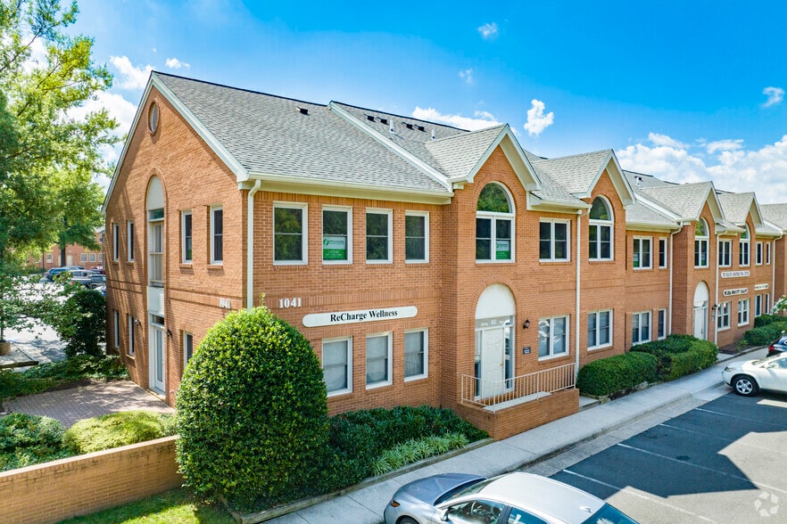 Primary Photo Of 1041 Sterling Rd, Herndon Medical For Sale