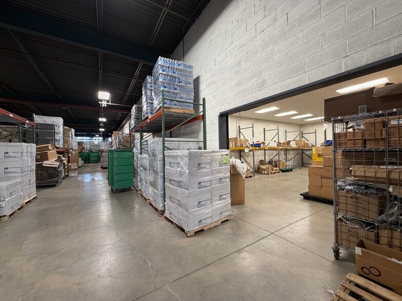 More Photos Of 250 Fulton Ave, New Hyde Park Distribution For Sale