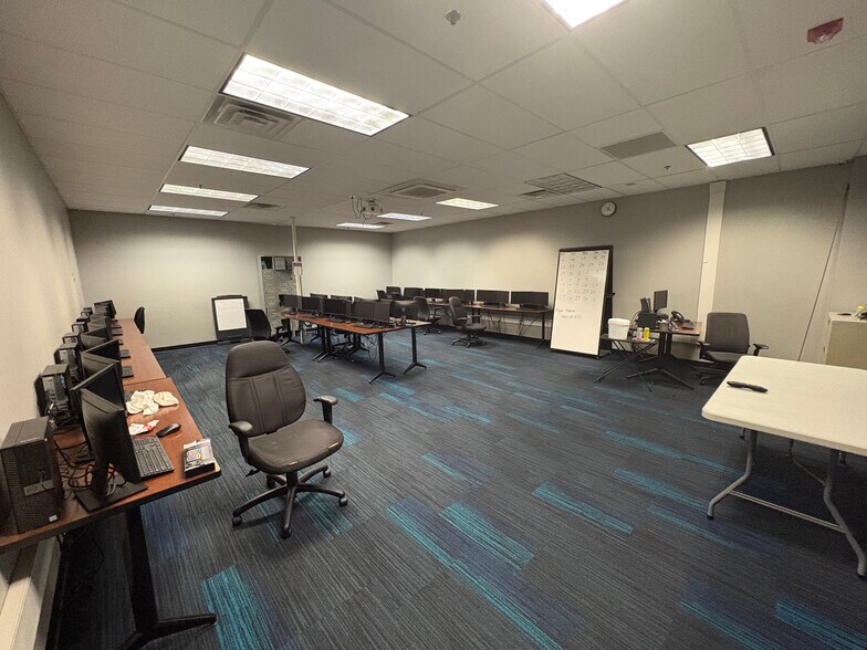 More Photos Of 1130 Sugg Pky, Greenville Warehouse For Sale