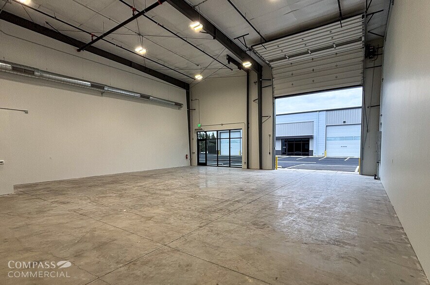 More Photos Of 20489 NE Funner Pl, Bend Industrial For Sale