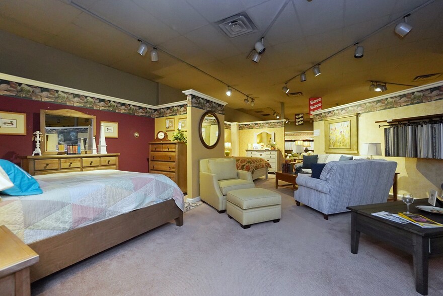 More Photos Of 1229 Castleton Ave, Staten Island Storefront For Lease