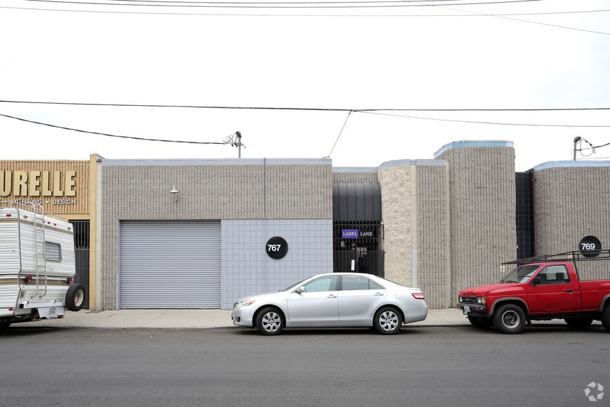 More Photos Of 767 E 14th Pl, Los Angeles Warehouse For Sale