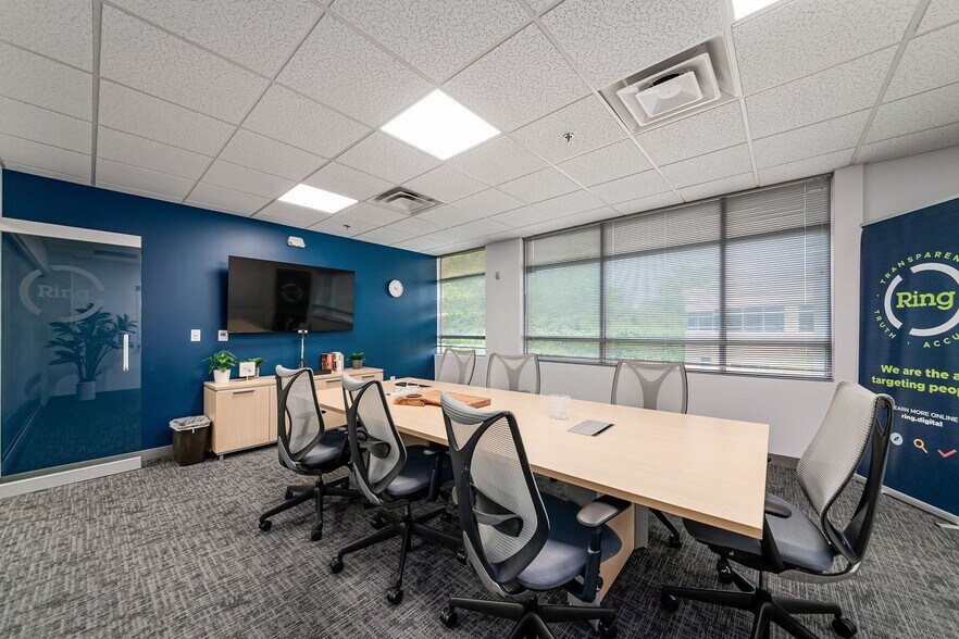 More Photos Of 8740 Orion Pl, Columbus Office For Sale