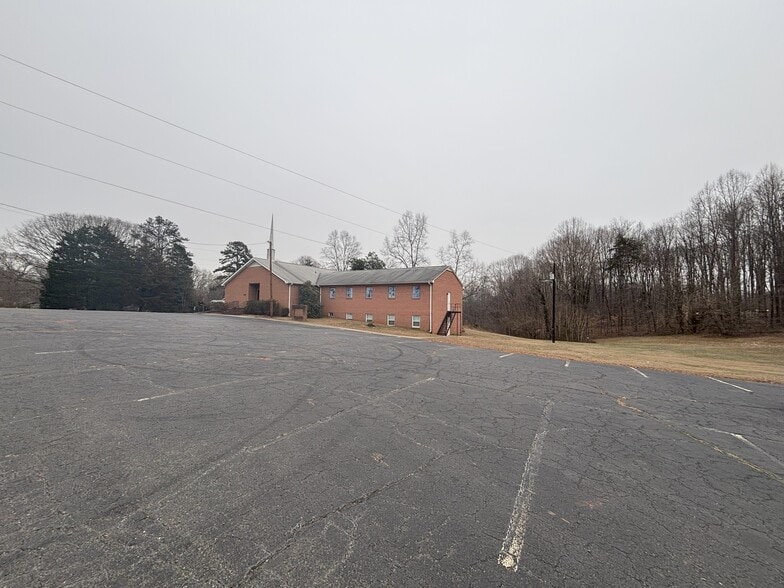 More Photos Of 4368 Stokesdale Ave, Winston-Salem Religious Facility For Sale