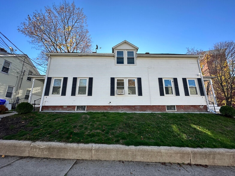 More Photos Of 1 Greystone Ave, North Providence Apartments For Sale