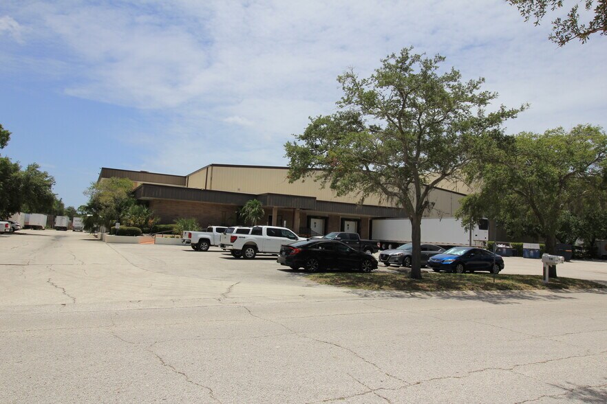 More Photos Of 5160 N 140th Ave, Clearwater Warehouse For Sale