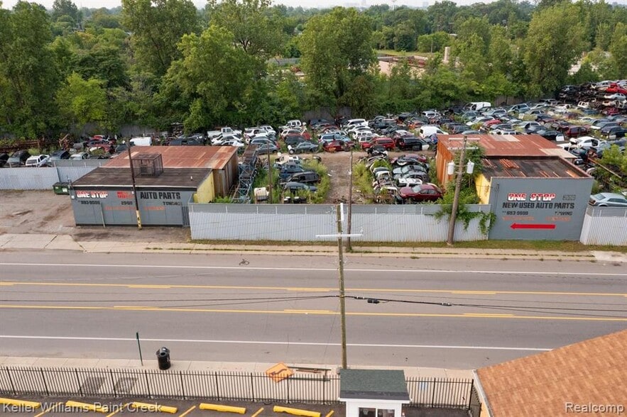 More Photos Of 2550 E McNichols Rd, Detroit Landfill For Sale