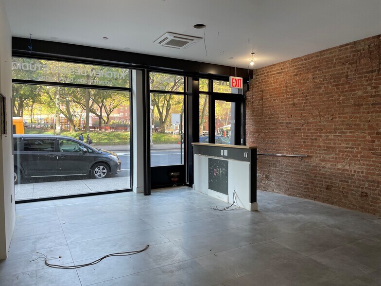 More Photos Of 457 W 125th St, New York Apartments For Lease