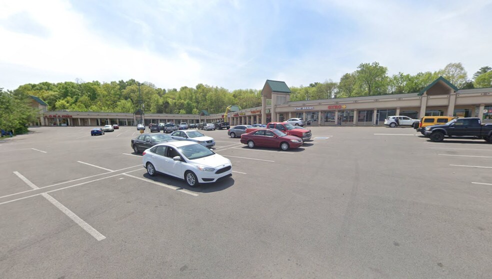 More Photos Of 2609-2695 Murfreesboro Pike, Nashville General Retail For Lease