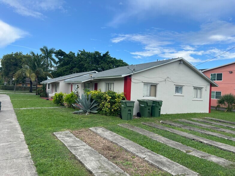 More Photos Of 1207 NE 1st Ave, Homestead Multifamily For Sale