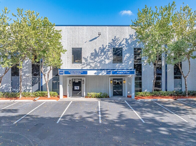 Primary Photo Of 2201 Nw 30th Pl, Pompano Beach Unknown For Lease