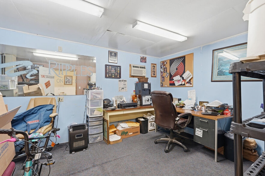 More Photos Of 3911 N Madison St, Spokane Office Residential For Sale