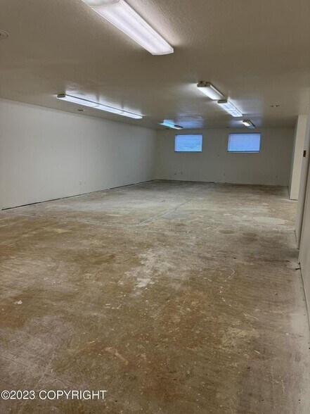 More Photos Of 301 E Fireweed Ln, Anchorage Office For Sale