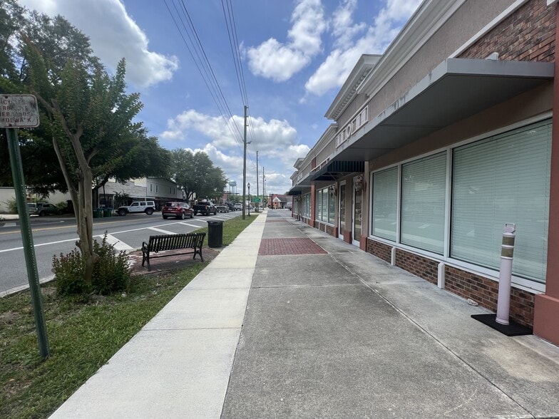 More Photos Of 18670 High Springs Main St, High Springs Freestanding For Lease