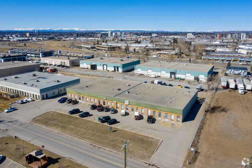 More Photos Of 6303 Burbank Rd SE, Calgary Distribution For Lease