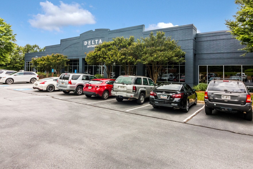 More Photos Of 6700 Sugarloaf Pky, Duluth Unknown For Lease