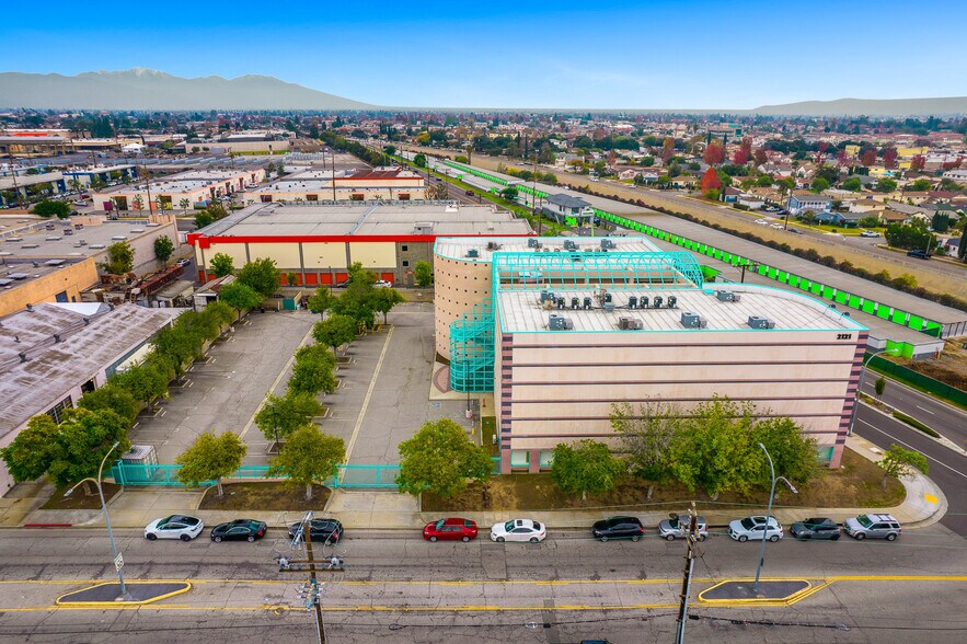 More Photos Of 2121 W Mission Rd, Alhambra Office For Lease