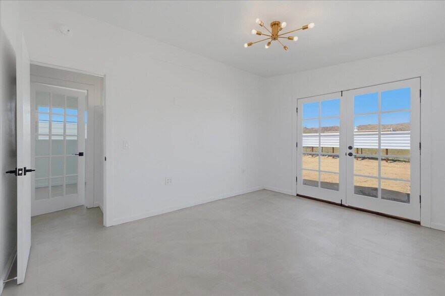 More Photos Of 61714 Commercial St, Joshua Tree General Retail For Sale