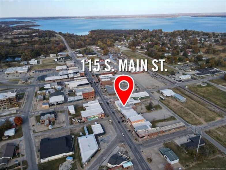 More Photos Of 111-117 S Main St, Eufaula Office For Sale