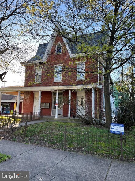 More Photos Of 215 S Broad St, Lansdale Apartments For Sale