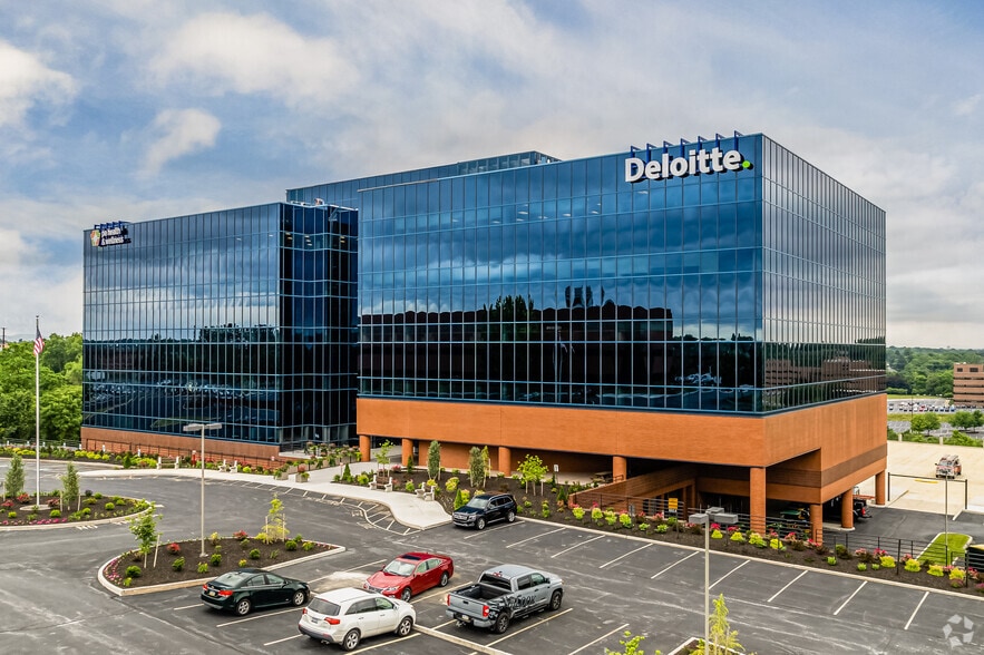 Primary Photo Of 300 Corporate Center Dr, Camp Hill Office For Lease